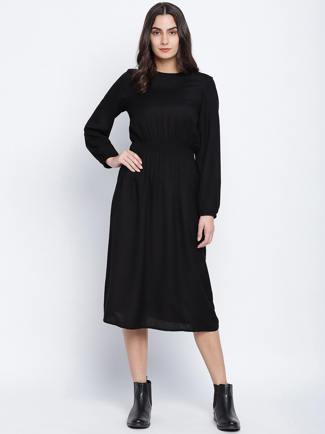 

Oxolloxo Black Crepe Midi Dress