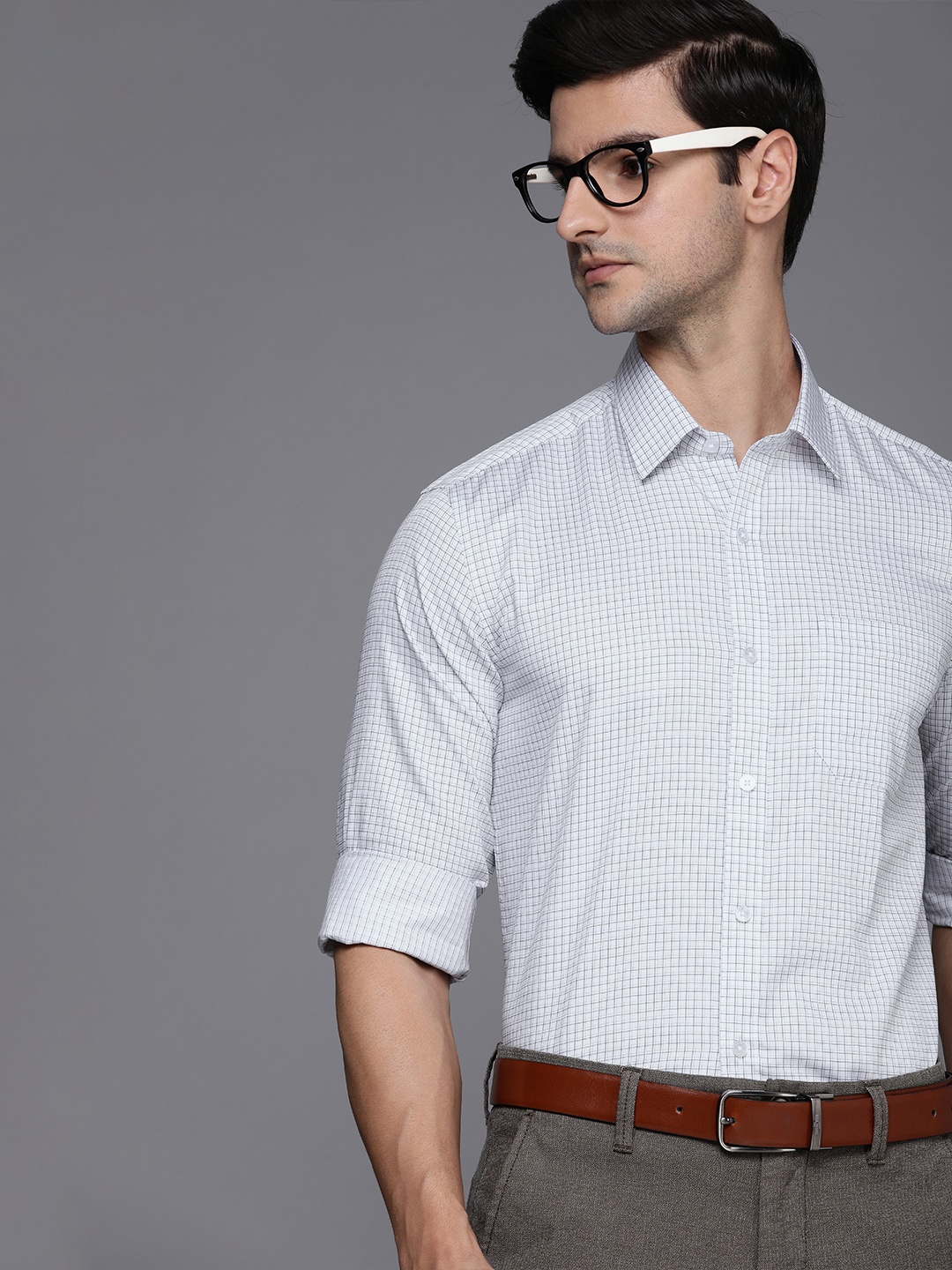 

Louis Philippe Men White & Black Slim Fit Opaque Checked Formal Shirt