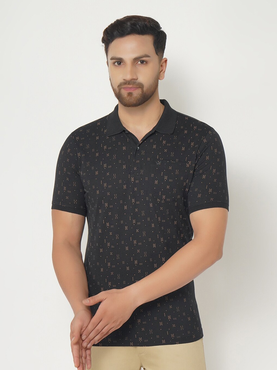 

Blackberrys Men Black & Beige Printed Polo Collar Pockets Slim Fit T-shirt