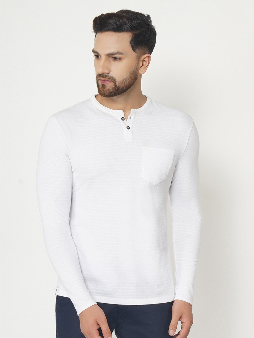 

Blackberrys Men Off White Henley Neck Slim Fit T-shirt
