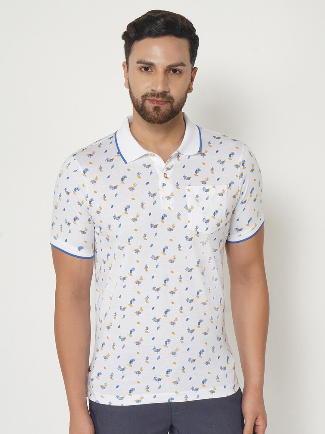 

Blackberrys Men White & Blue Printed Polo Collar Pockets Slim Fit T-shirt