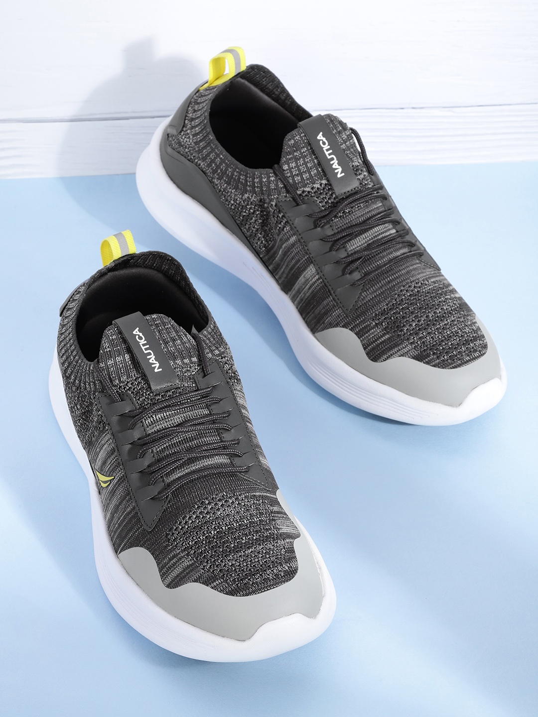 

Nautica Men Charcoal Grey Solid Sneakers