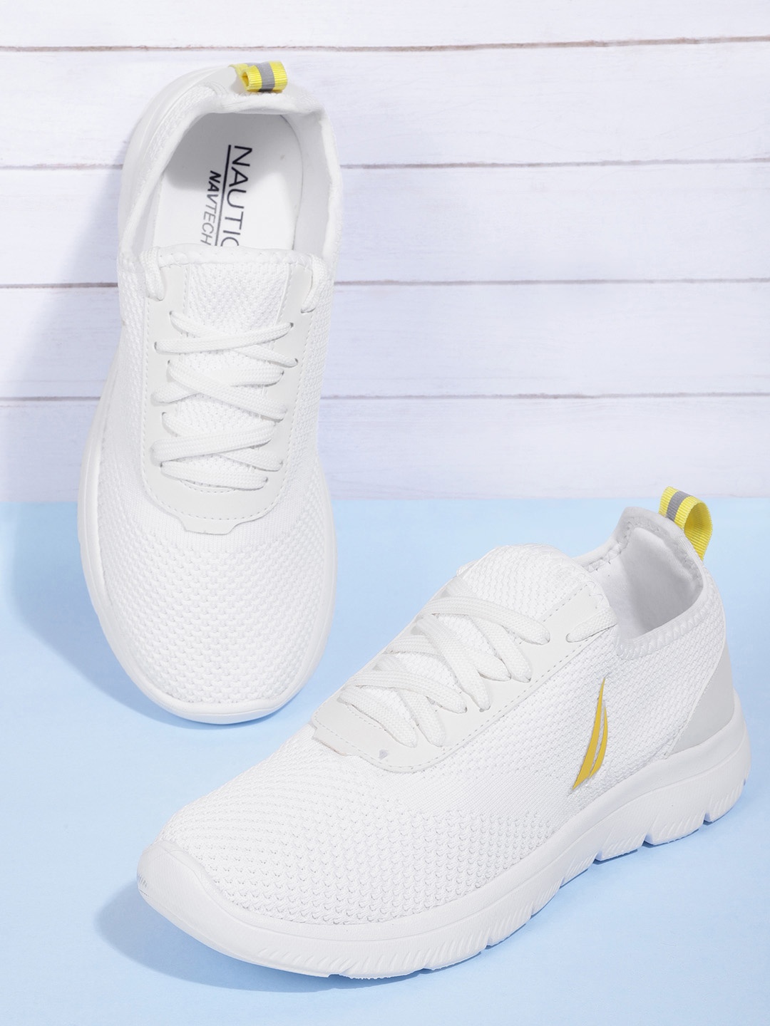 

Nautica Men White Woven Design Sneakers