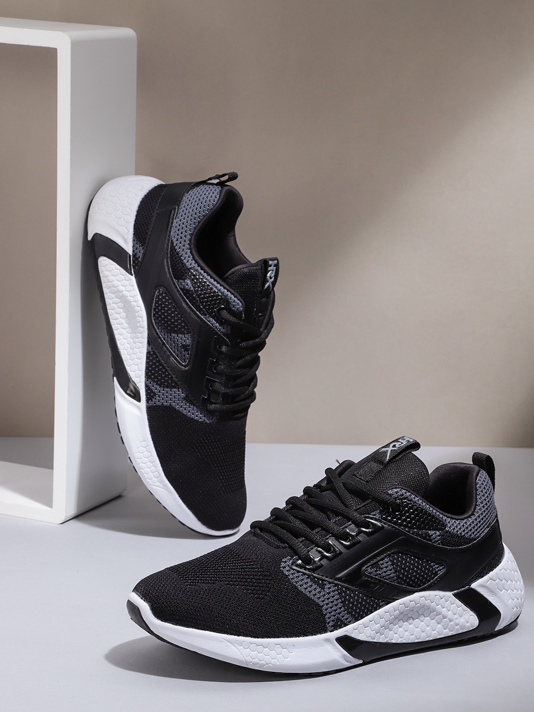 

HRX by Hrithik Roshan Men Black & Charcoal Grey Woven Design Urban Street Athleisure Shoes