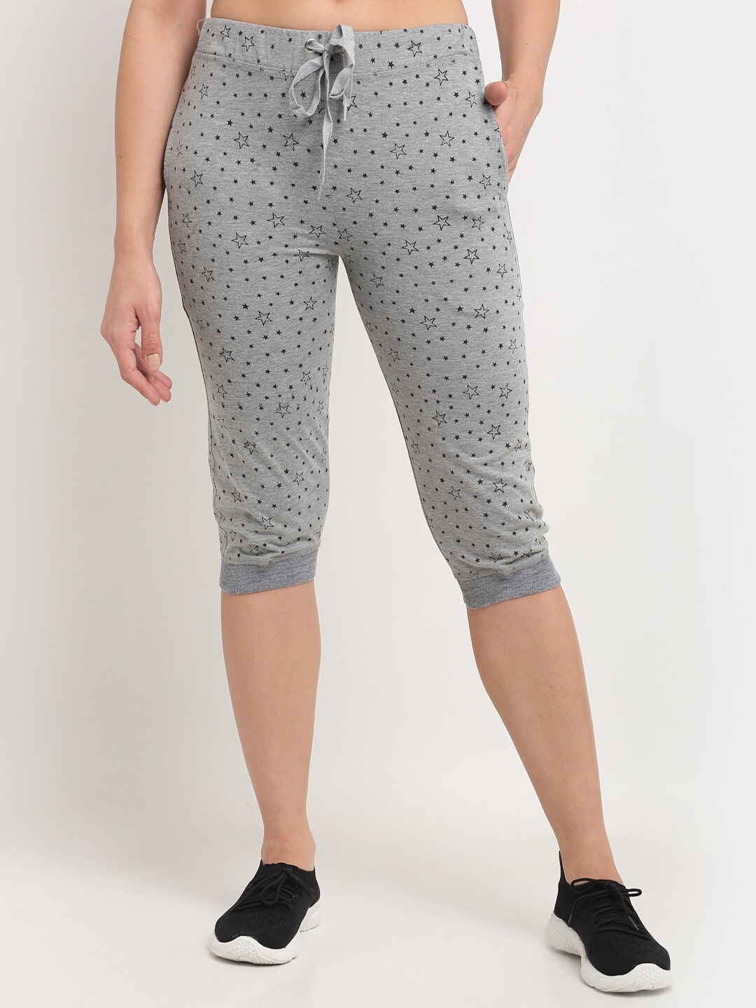 

VIMAL JONNEY Women Grey Melange Printed Regular Fit Capris