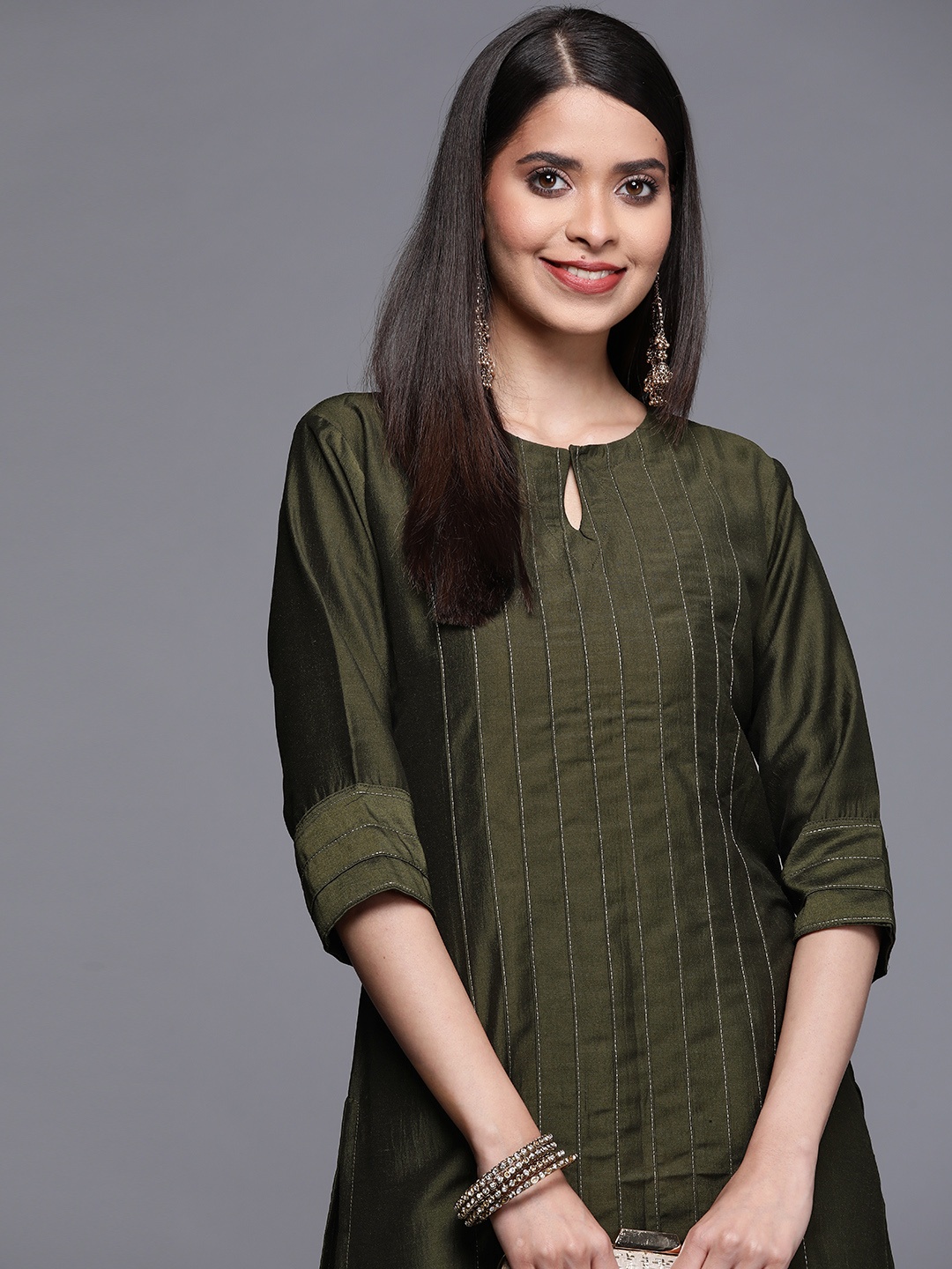 

Libas Women Green Chanderi Silk Kurta