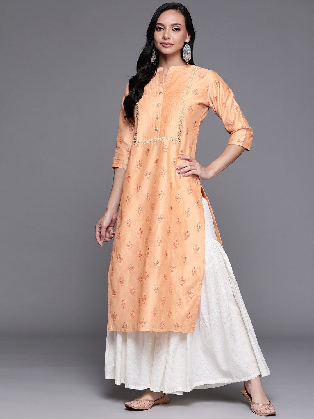 

Libas Women Peach-Coloured & Golden Floral Printed Straight Kurta