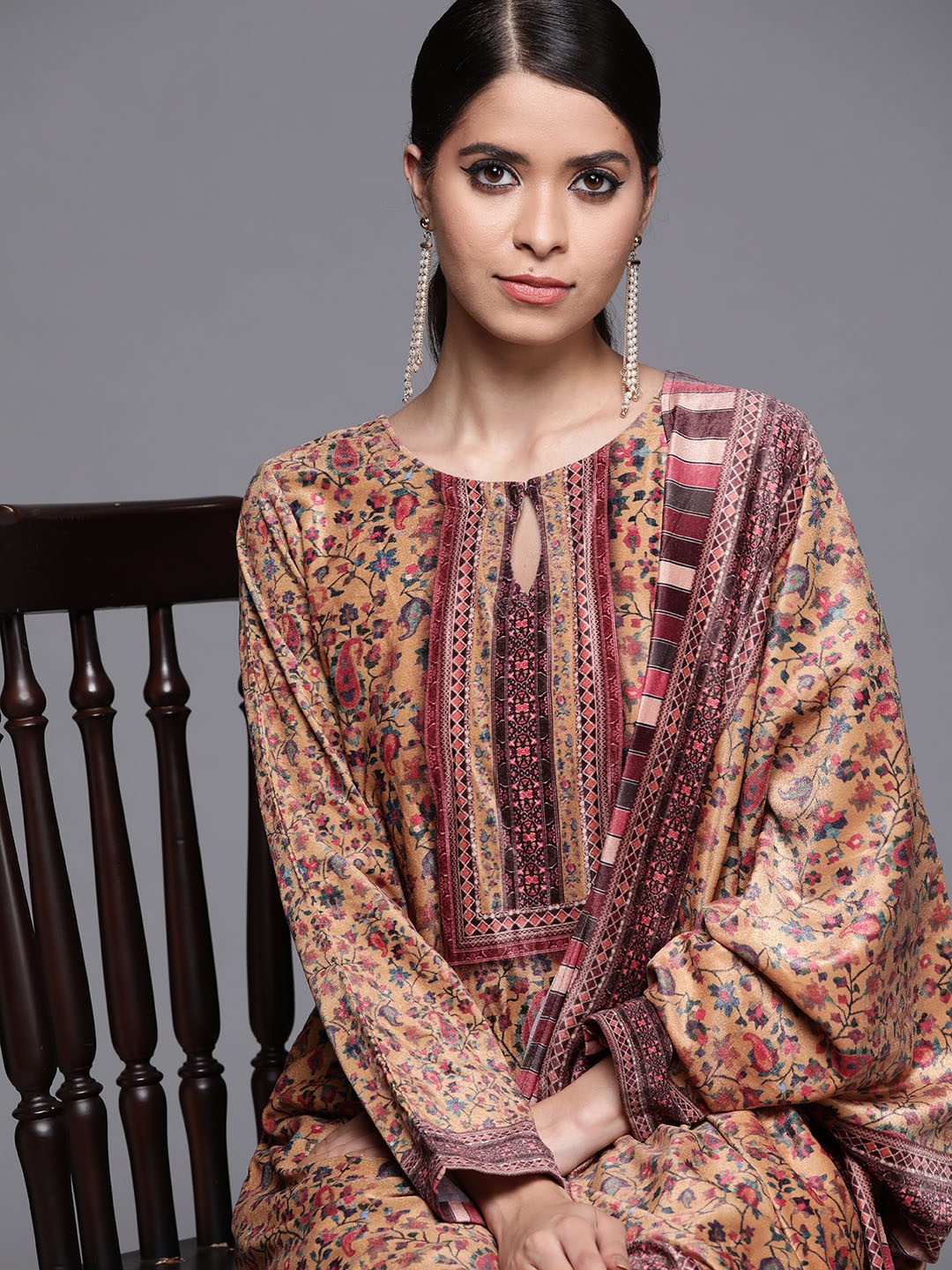 

Libas Women Mustard Yellow Floral Printed Regular Velvet Kurta with Palazzos & With Dupatta