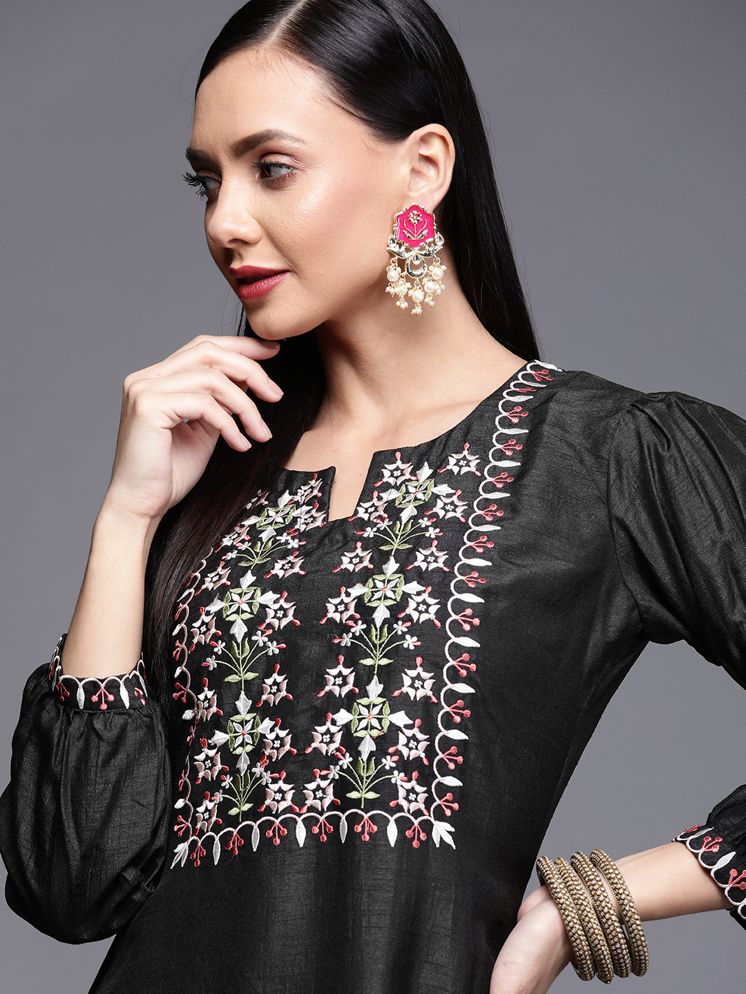 

Libas Women Black Floral Embroidered Thread Work Floral Chanderi Silk Kurta