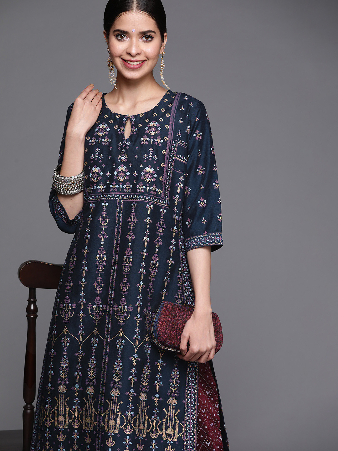 

Libas Women Blue Ethnic Motifs Printed Chanderi Silk Kurta