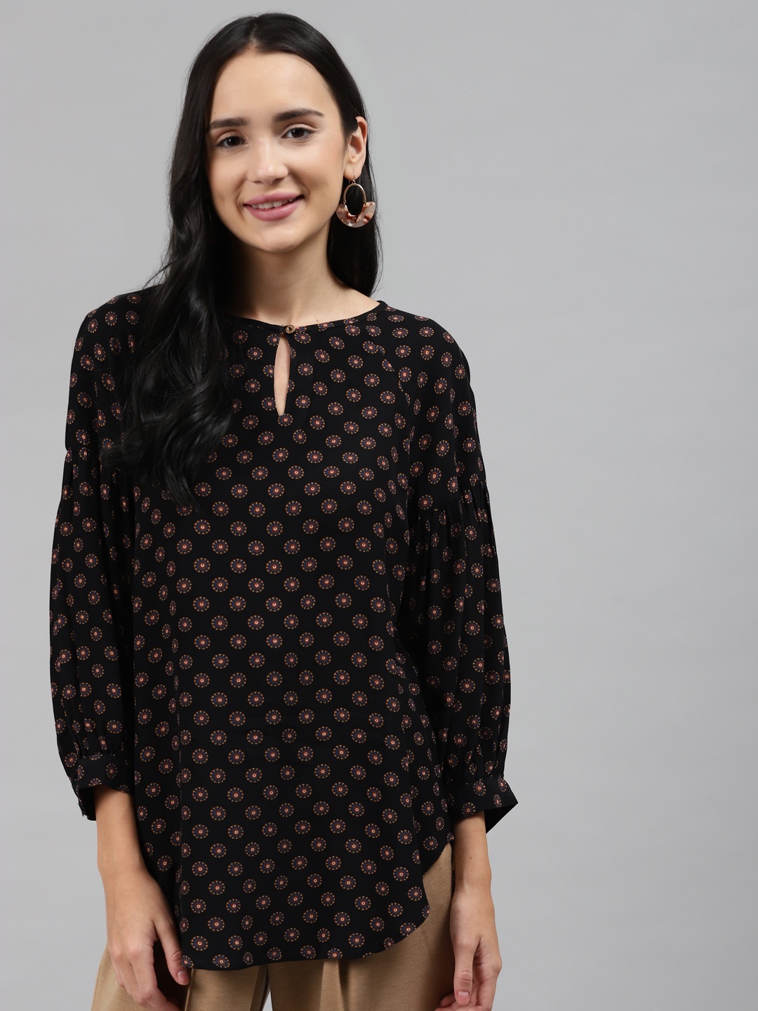 

Marks & Spencer Black Geometric Keyhole Neck Regular Top