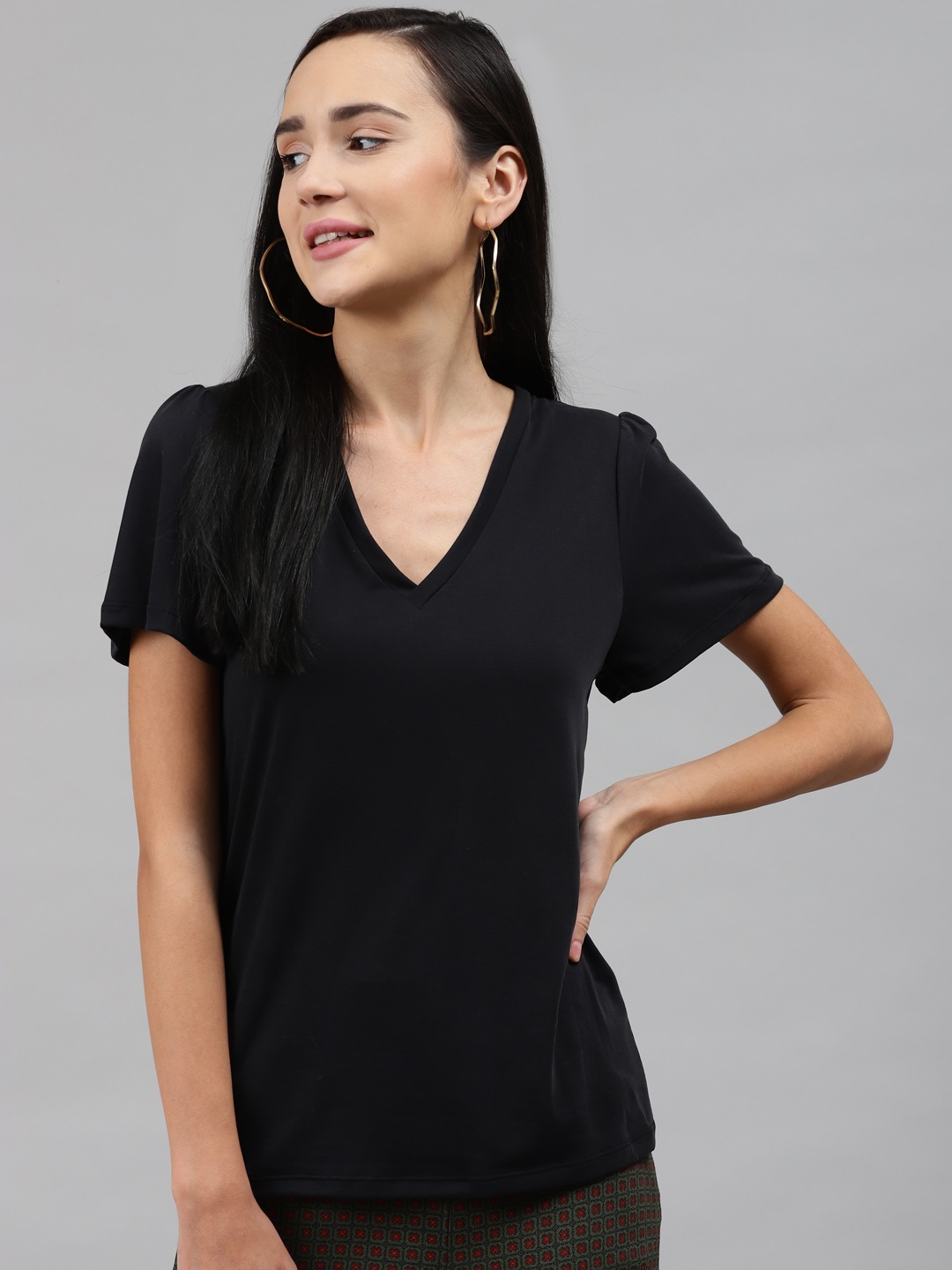 

Marks & Spencer Women Black V-Neck Slim Fit T-shirt