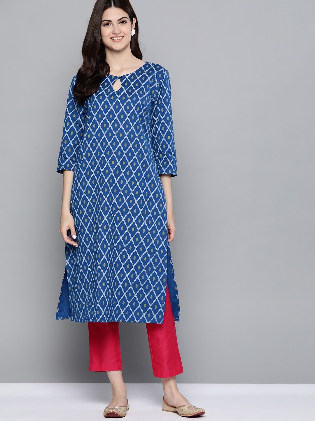 

HERE&NOW Women Blue Geometric Printed Keyhole Neck Indigo Kurta