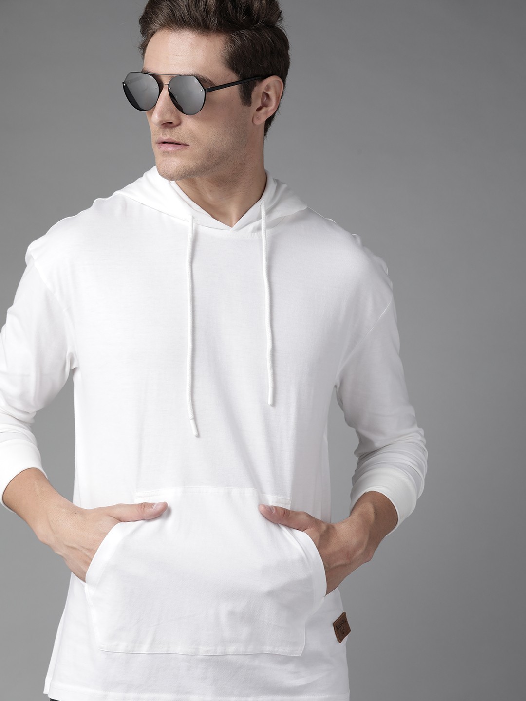 

The Roadster Lifestyle Co Men White Pure Cotton Solid Hooded Relaxed Fit T-shirt