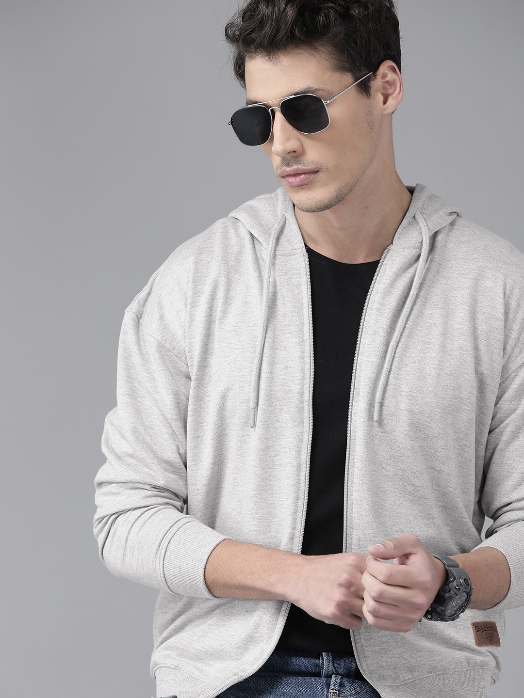 

The Roadster Lifestyle Co Men Grey Melange Solid Hooded Sweatshirt