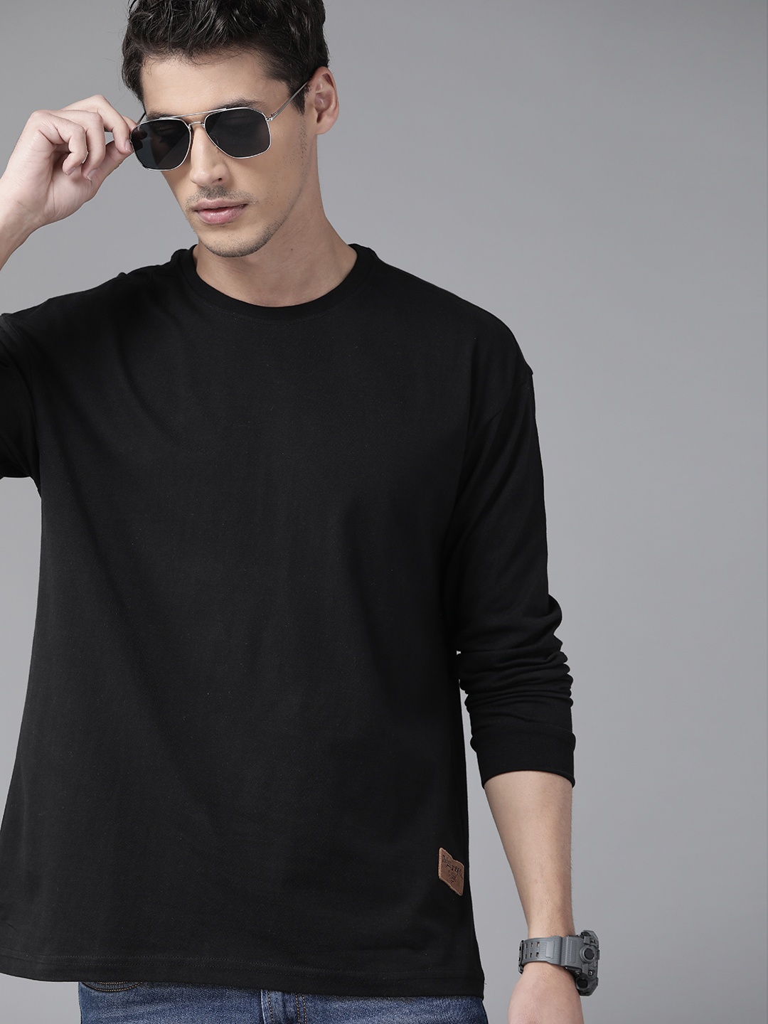 

Roadster Men Black Solid Pure Cotton T-shirt