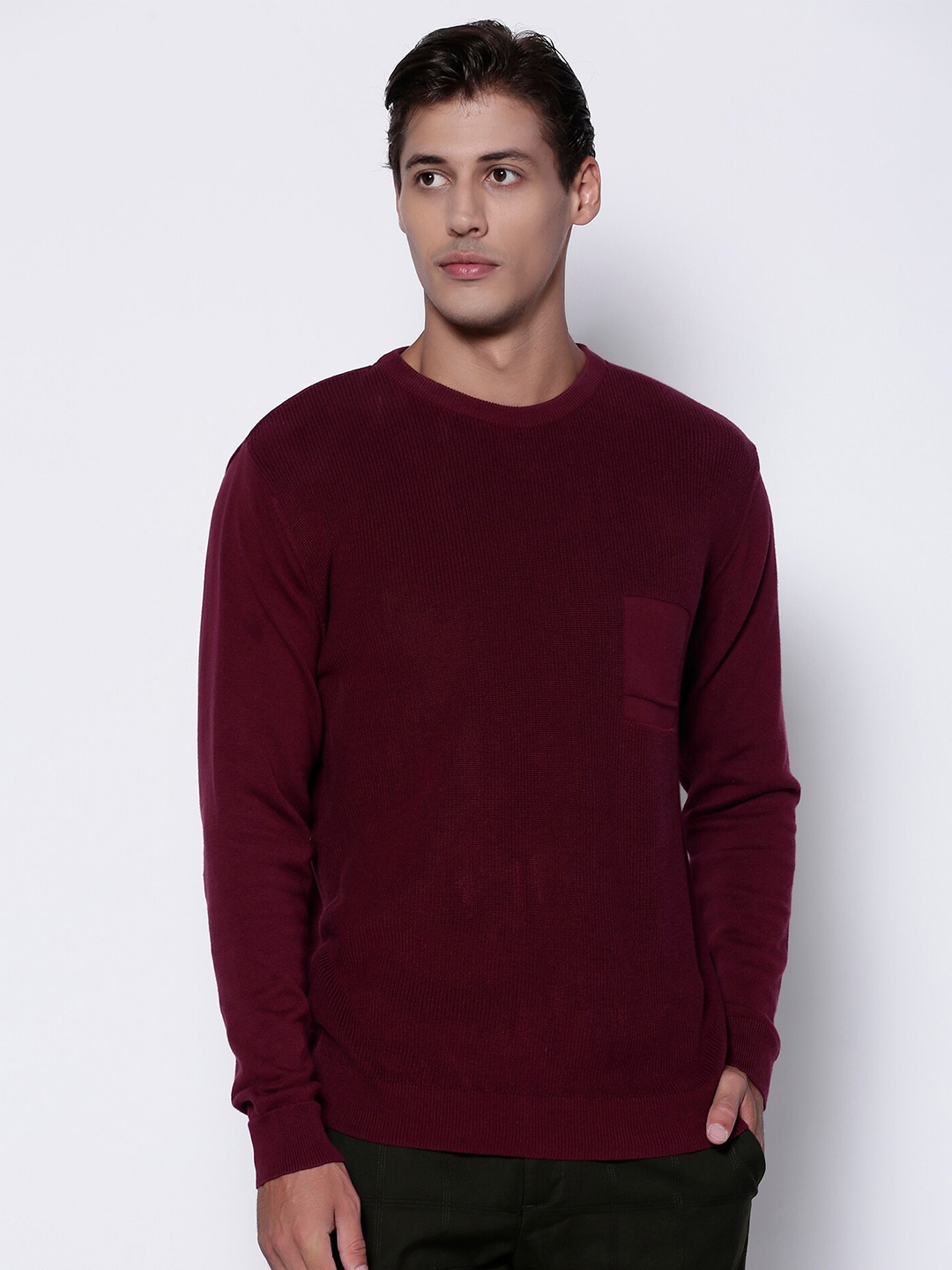 

Blackberrys Men Red Pure Cotton Solid Pullover Sweater