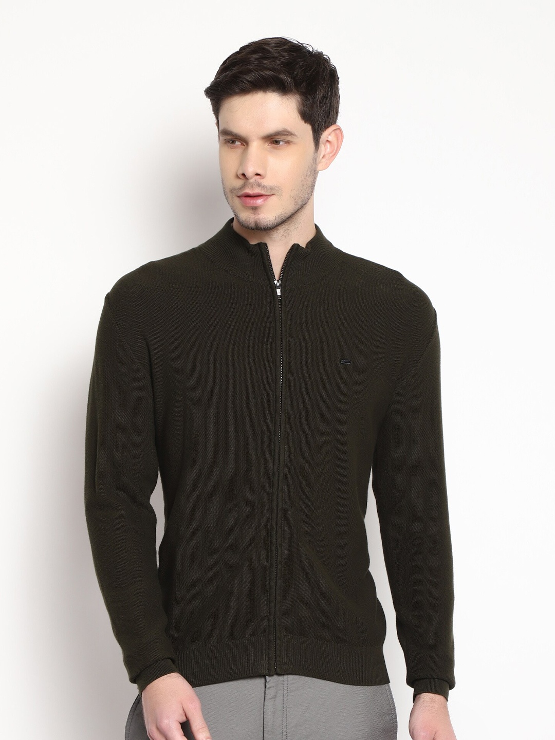 

Blackberrys Men Green Solid Pure Cotton Cardigan Sweater