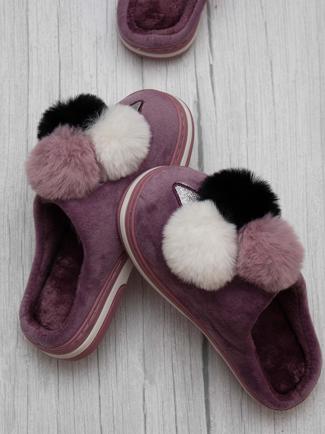 

Brauch Women Purple & Black Embellished Room Slippers