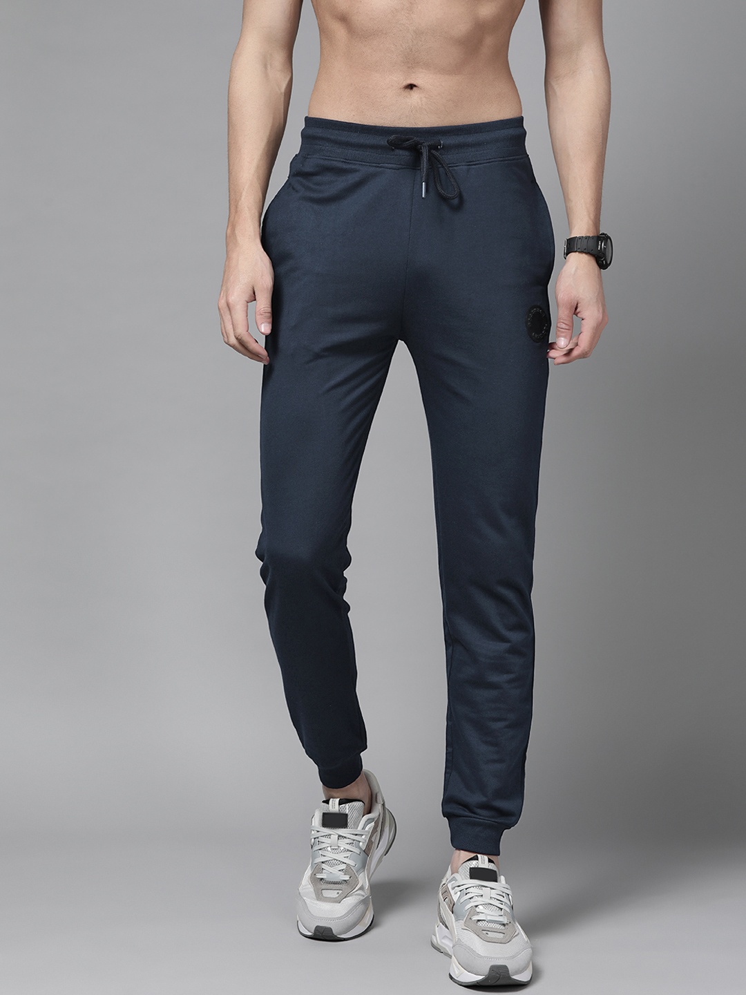 

The Roadster Lifestyle Co Men Navy Blue Solid Joggers