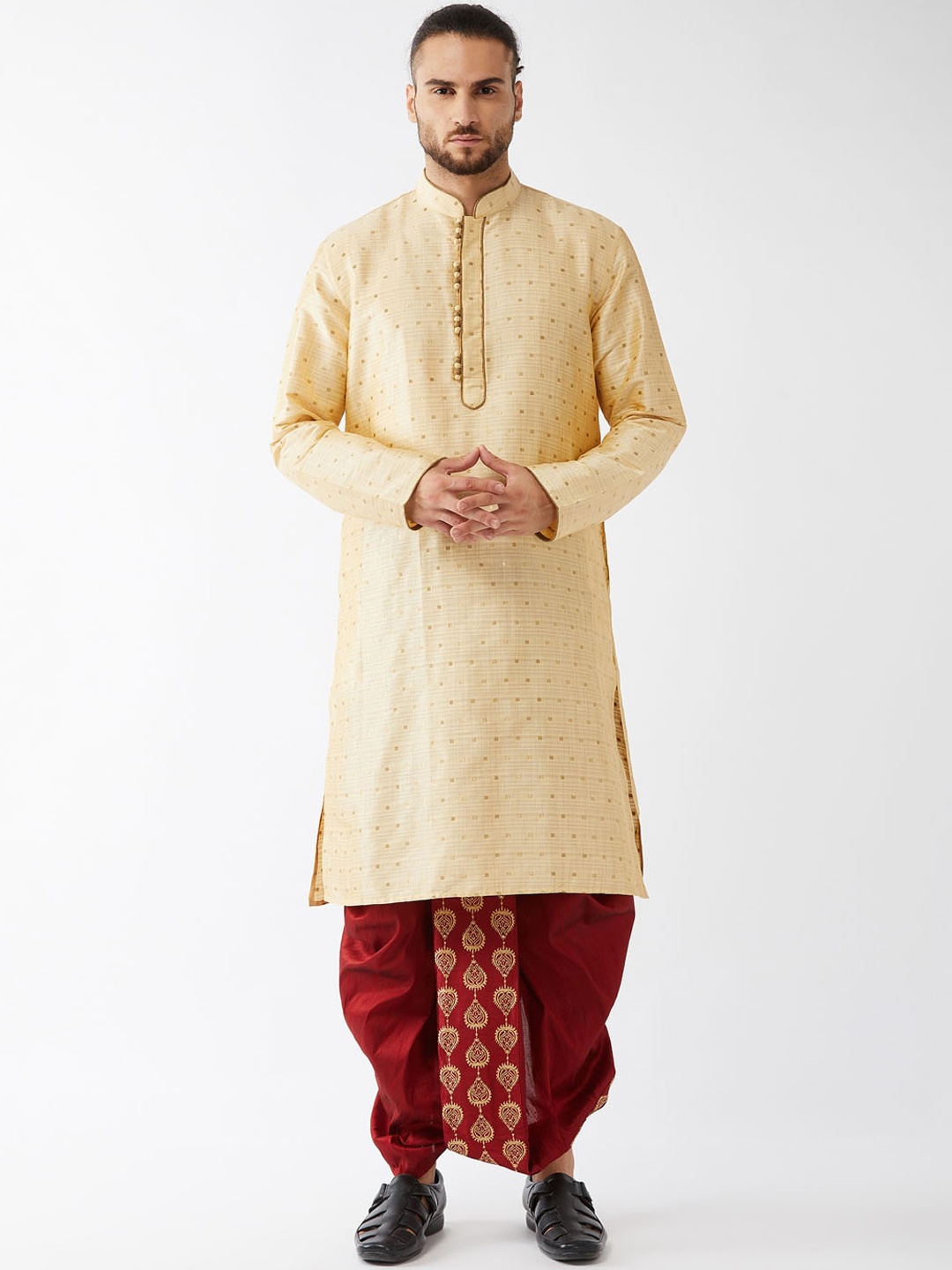 

VASTRAMAY Men Gold-Toned & Maroon Kurta with Dhoti Pants