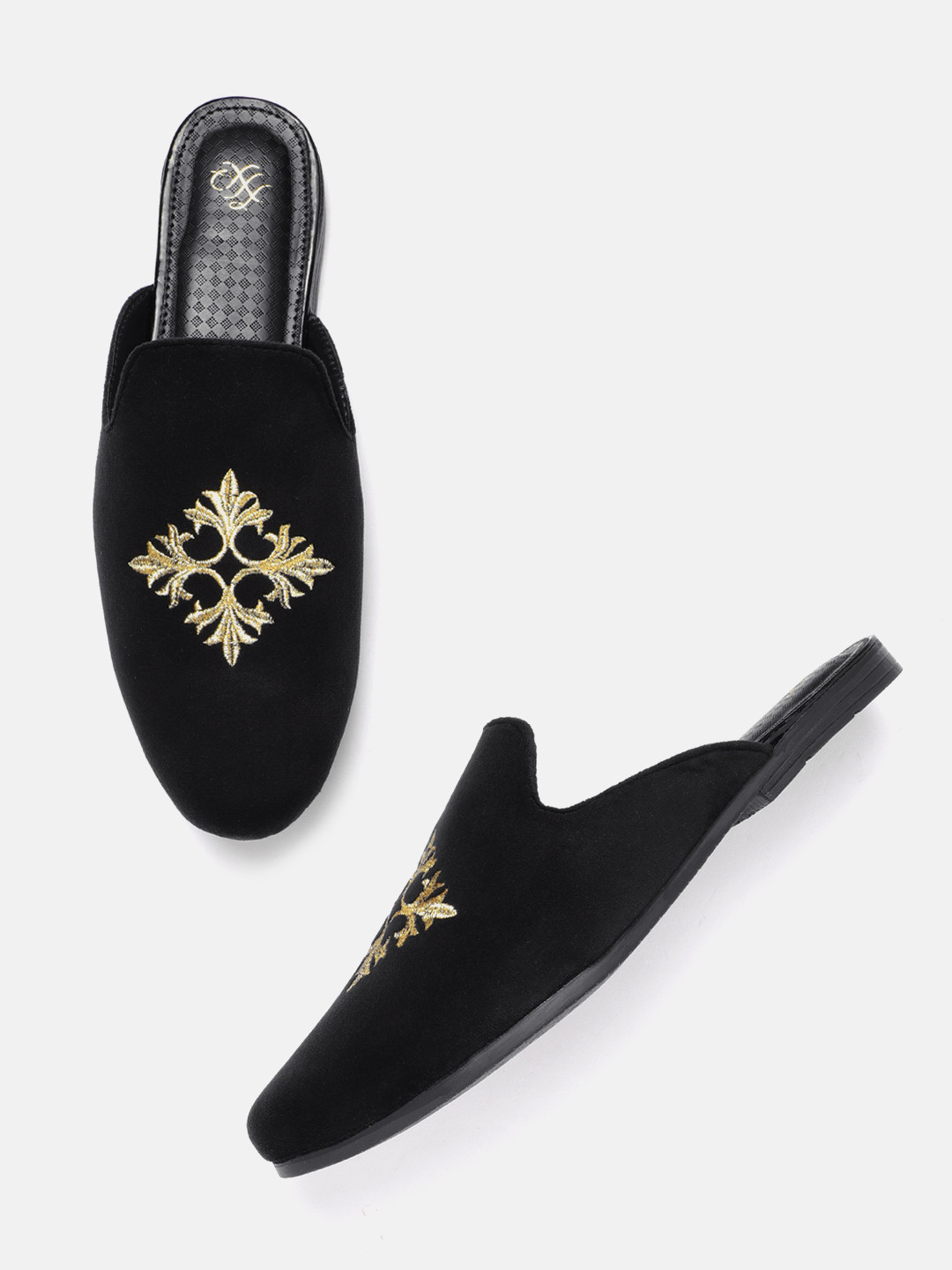 

House of Pataudi Men Black Handcrafted Embroidered Mules