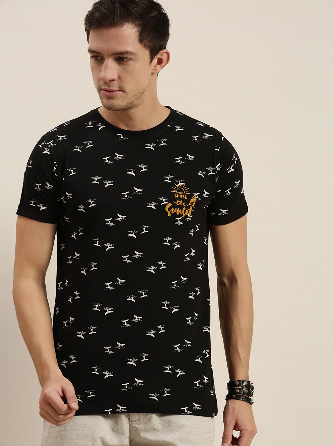

Difference of Opinion Men Black & White Printed Pure Cotton T-shirt