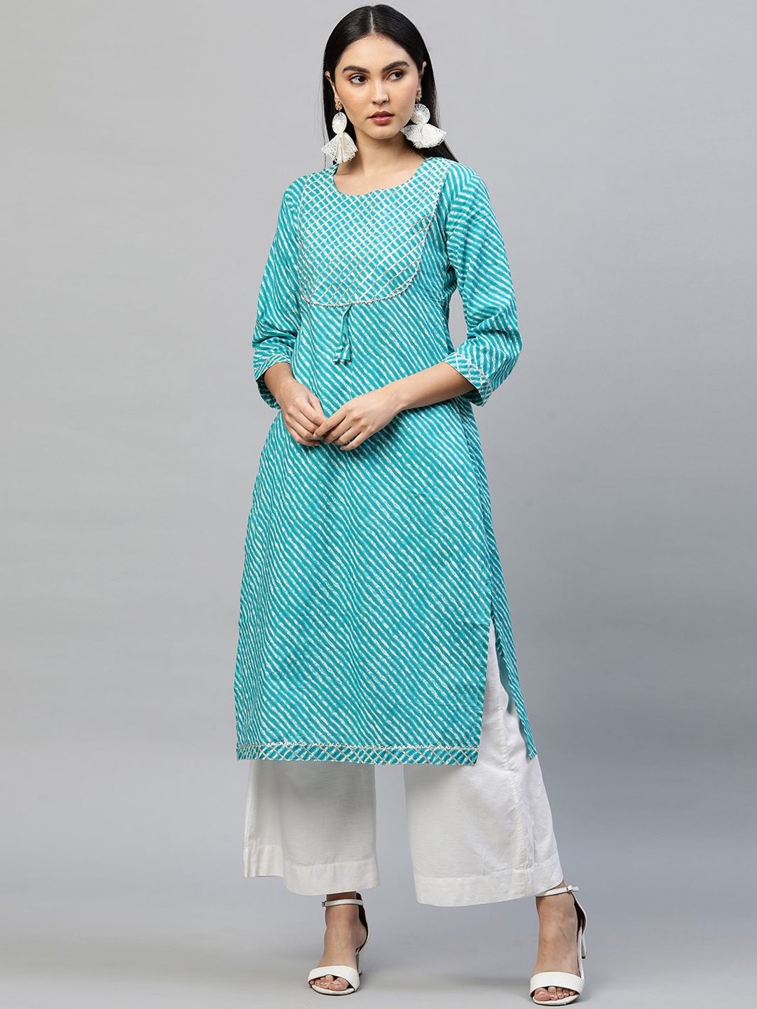 

FASHOR Women Turquoise Blue Leheriya Printed Gotta Patti Kurta