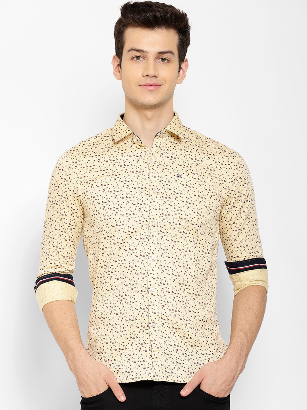 

cape canary Men Beige Floral Opaque Printed Casual Shirt