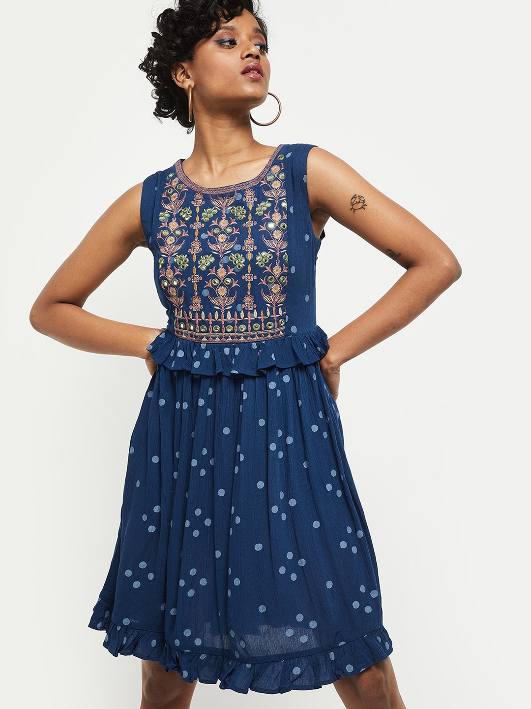 

max Blue Embroidered Dress