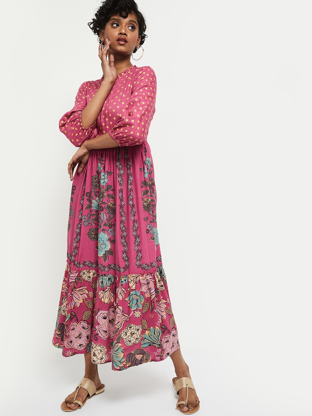 

max Pink Floral Midi Dress
