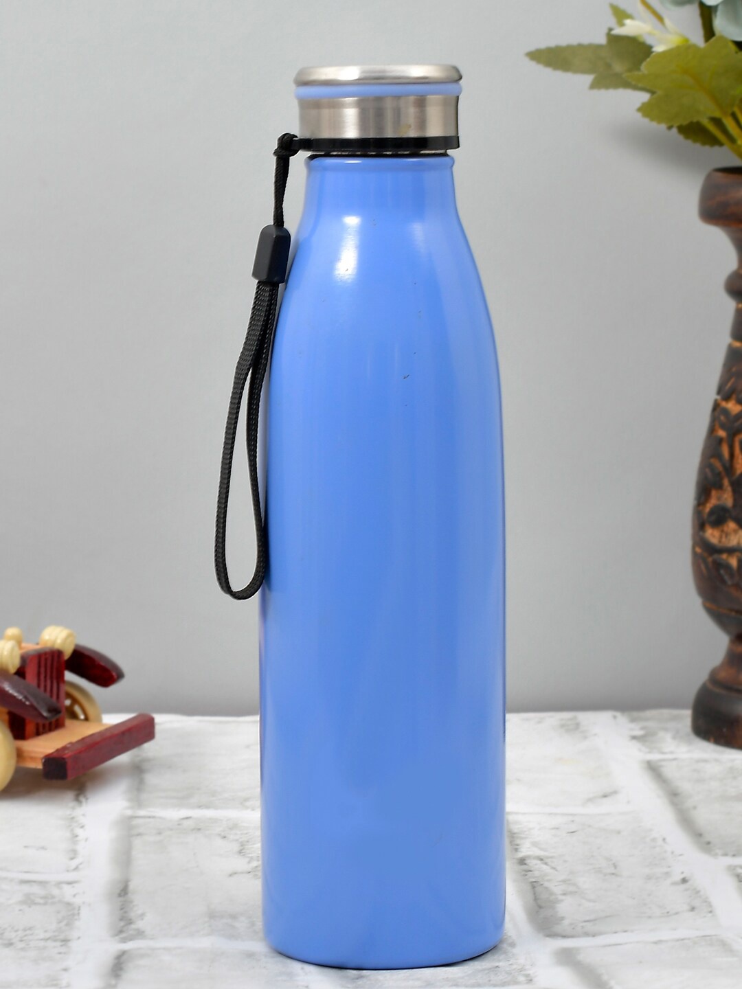 

Kuber Industries Blue Solid Stainless Steel Single Wall Vacuum Fridge Water Bottle