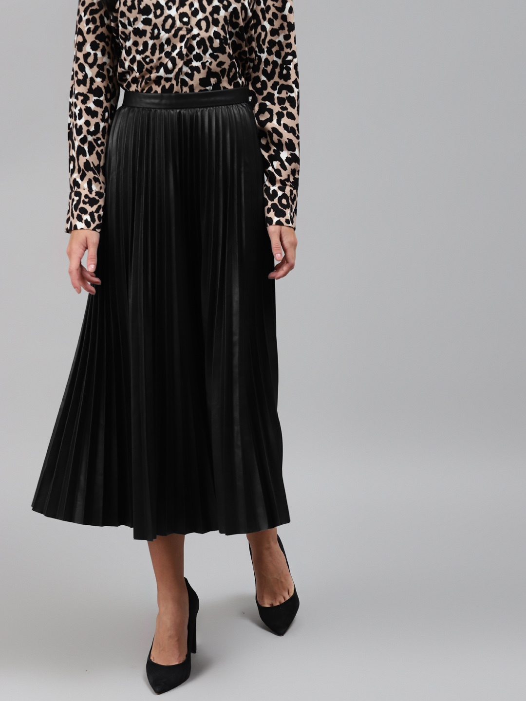 

Marks & Spencer Black Pleated Flared Slip on Skirts