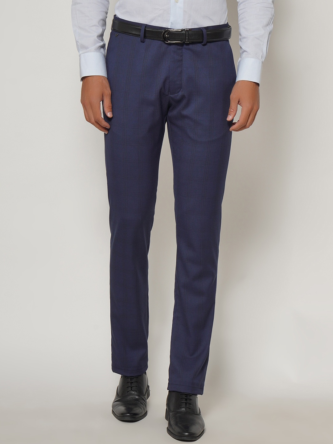 

Blackberrys Men Blue Slim Fit Gingham Checks Opaque Cotton Formal Shirt