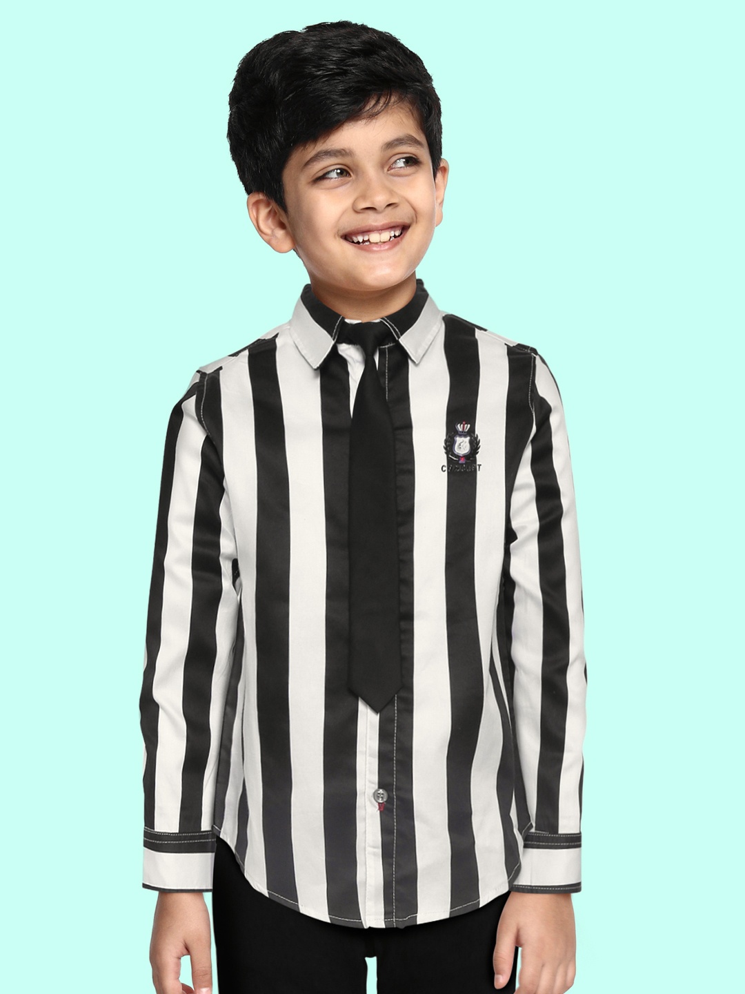 

RUFF Boys Black Slim Fit Opaque Striped Casual Shirt