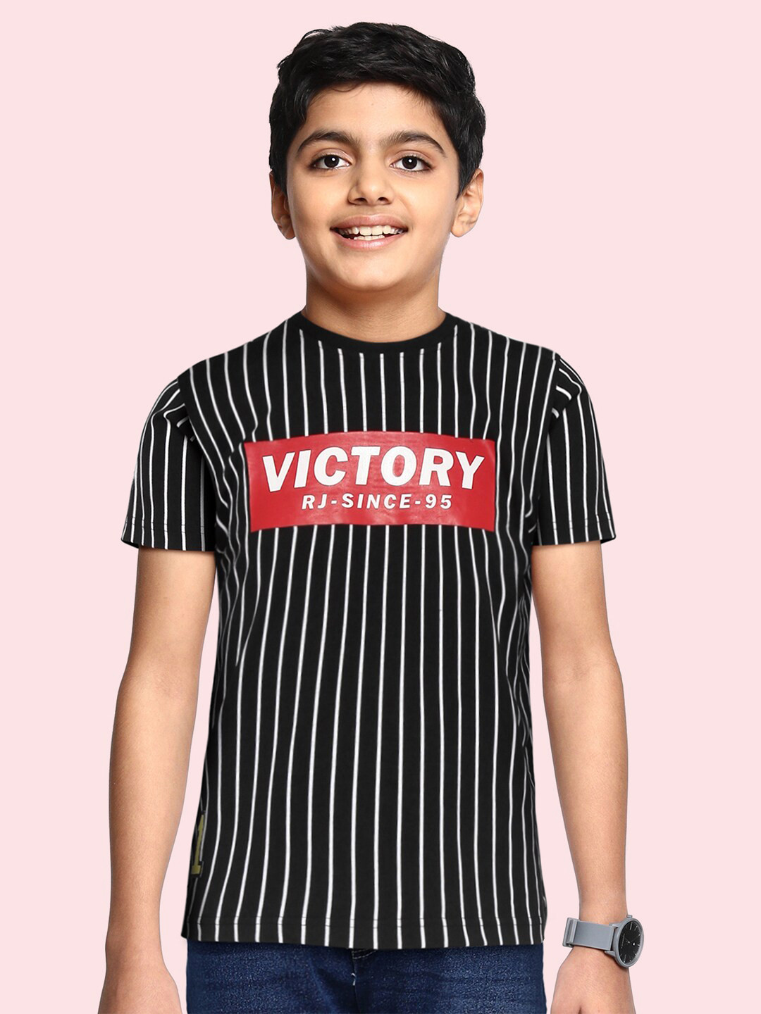 

RUFF Boys Black & White Typography Printed Slim Fit T-shirt