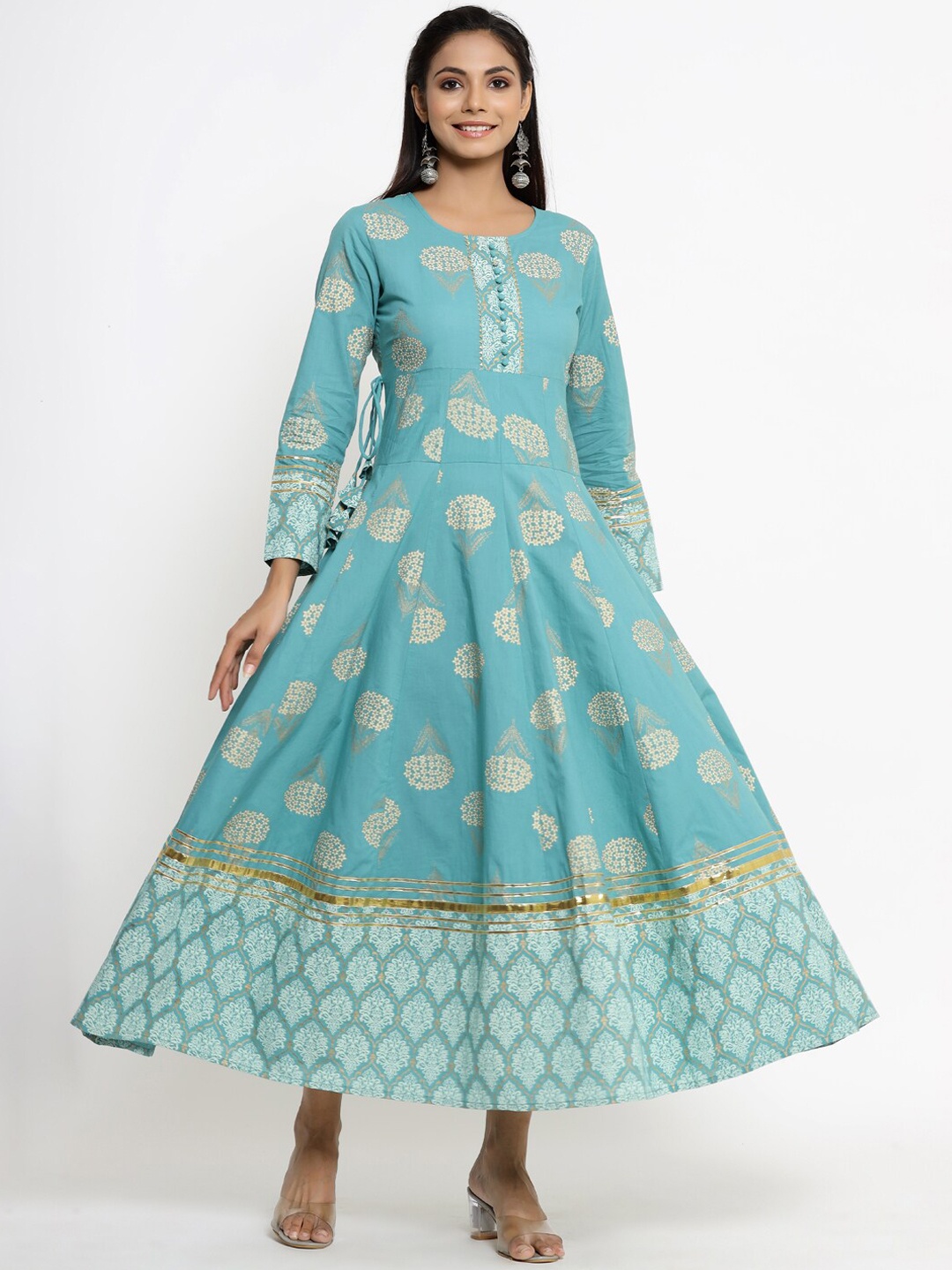 

kipek Blue & White Floral Ethnic Maxi Dress