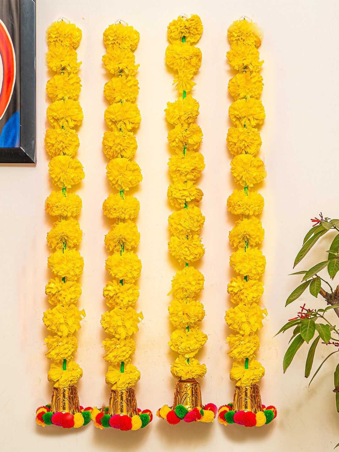 

TIED RIBBONS Yellow Set of 4 Artificial Marigold Flowers Garland