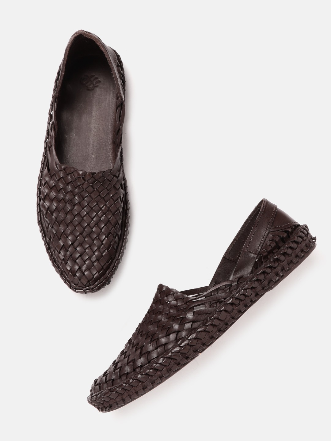 

House of Pataudi Men Coffee Brown Basket Woven Handcrafted Leather Shoe-Style Sandal Pouch
