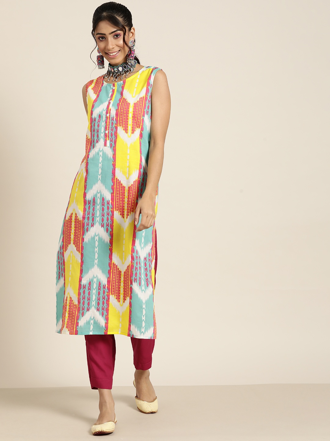 

Sangria Women Yellow & Blue Pure Cotton Ethnic Print Straight Kurta