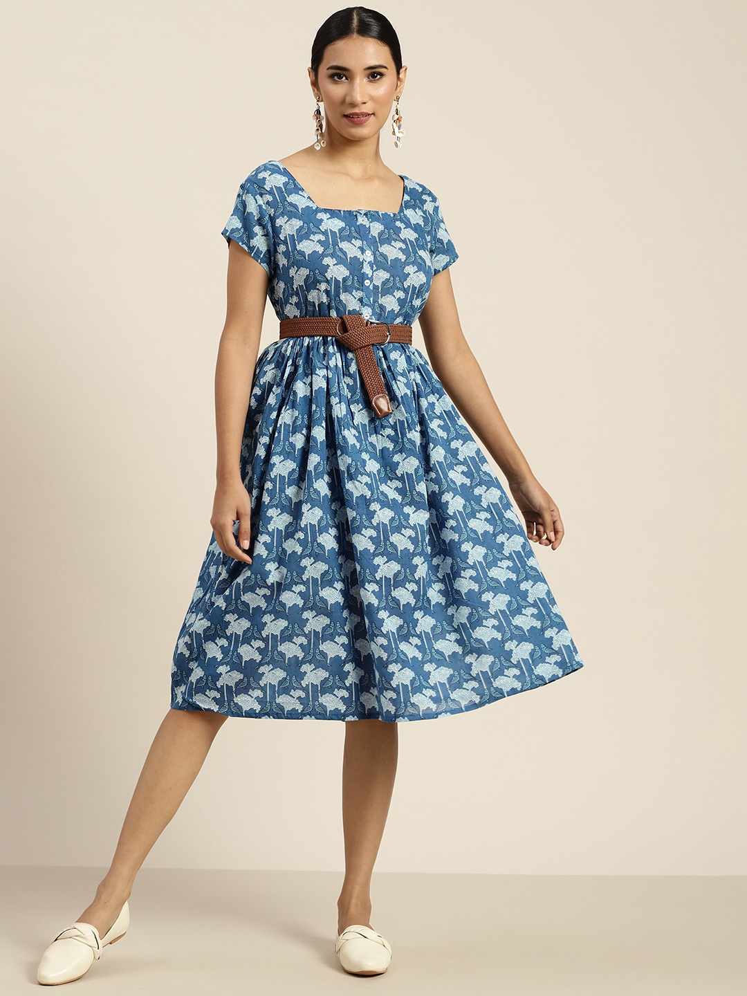 

Sangria Blue & White Pure Cotton Ethnic Motifs Print A-Line Dress