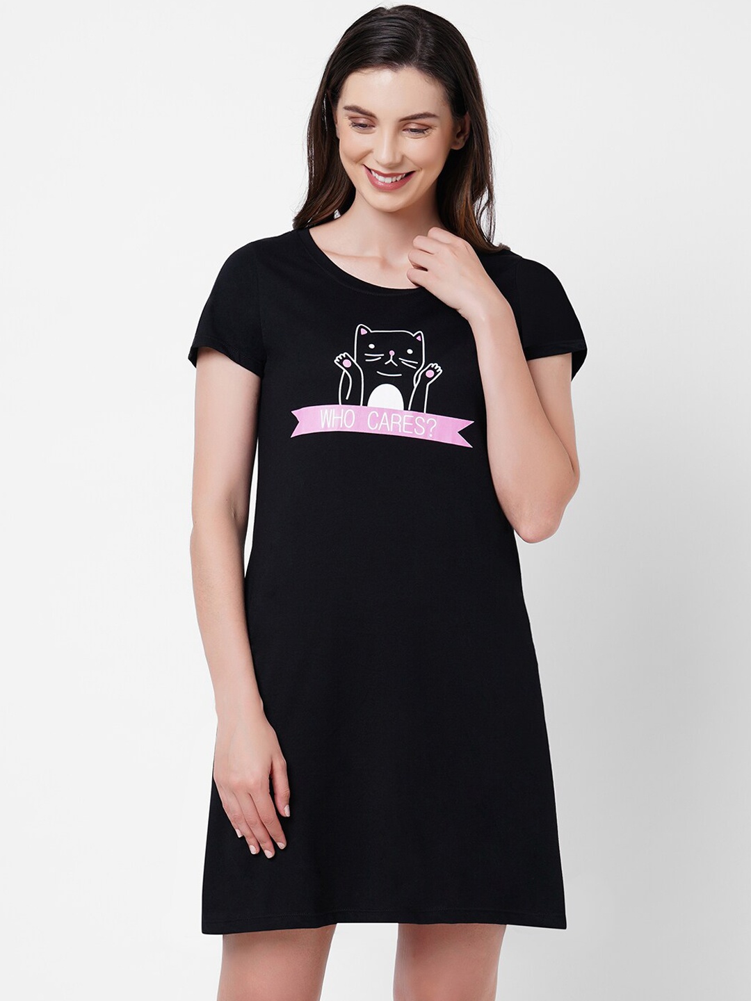 

Soie Women Black & White Printed Sleep Shirt