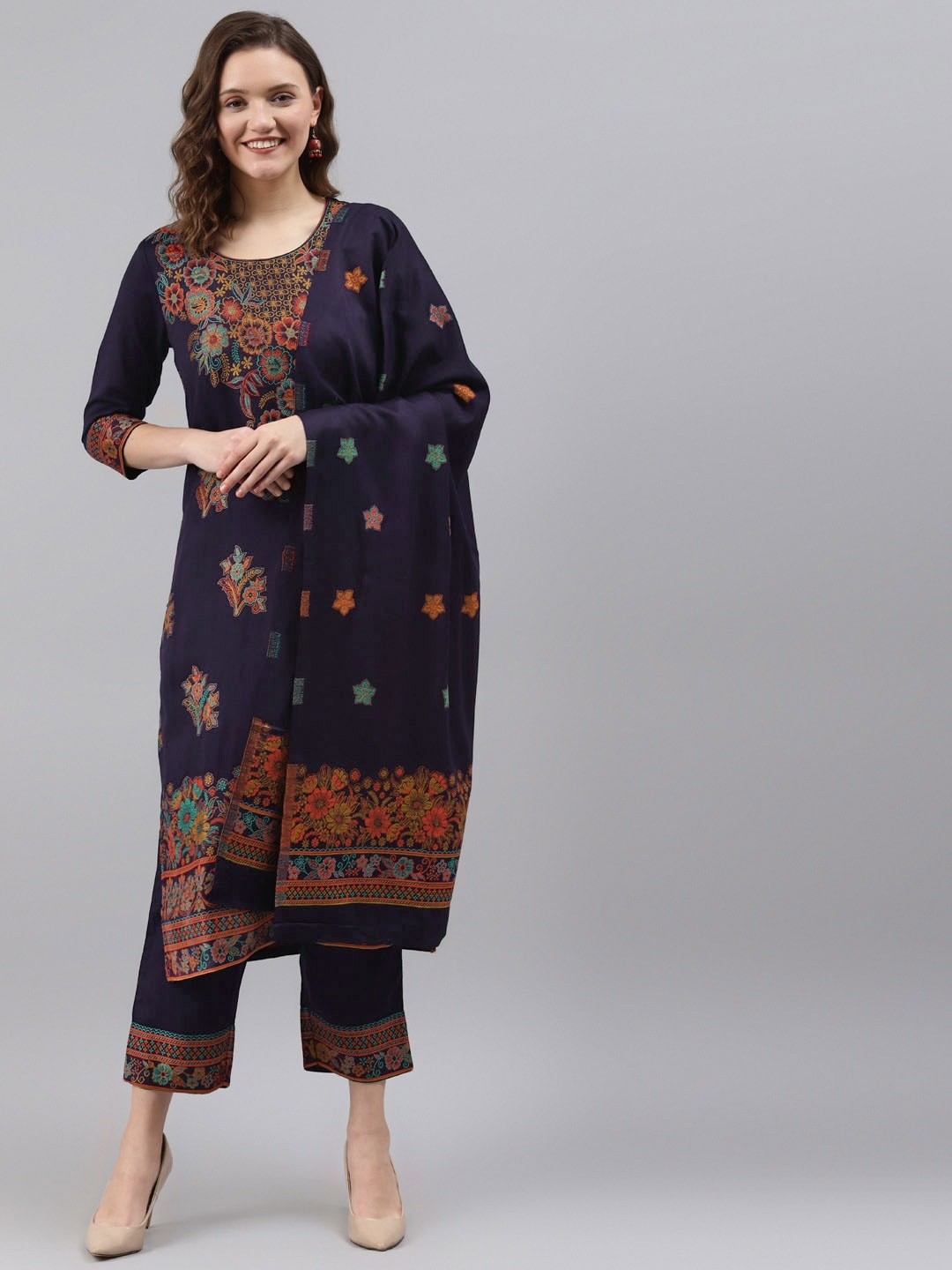 

Rangriti Women Navy Blue Floral Printed Regular Kurta with Trousers & With Dupatta