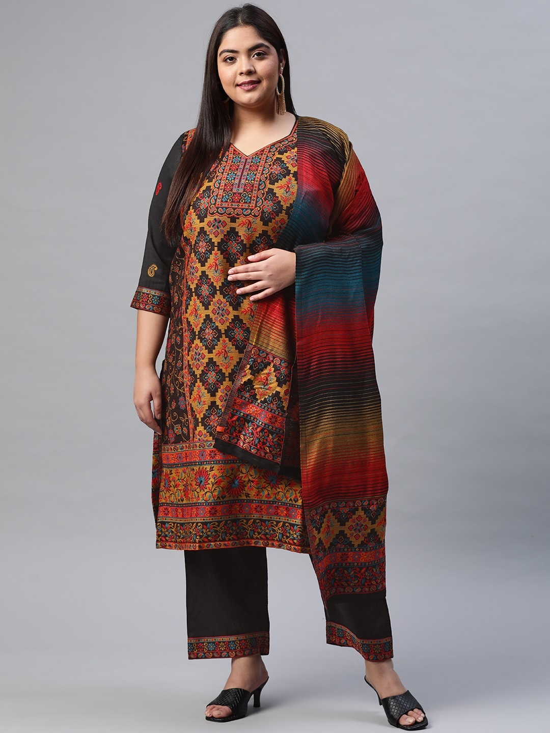 

Rangriti Women Black Ethnic Motifs Regular Kurta with Trousers & With Dupatta