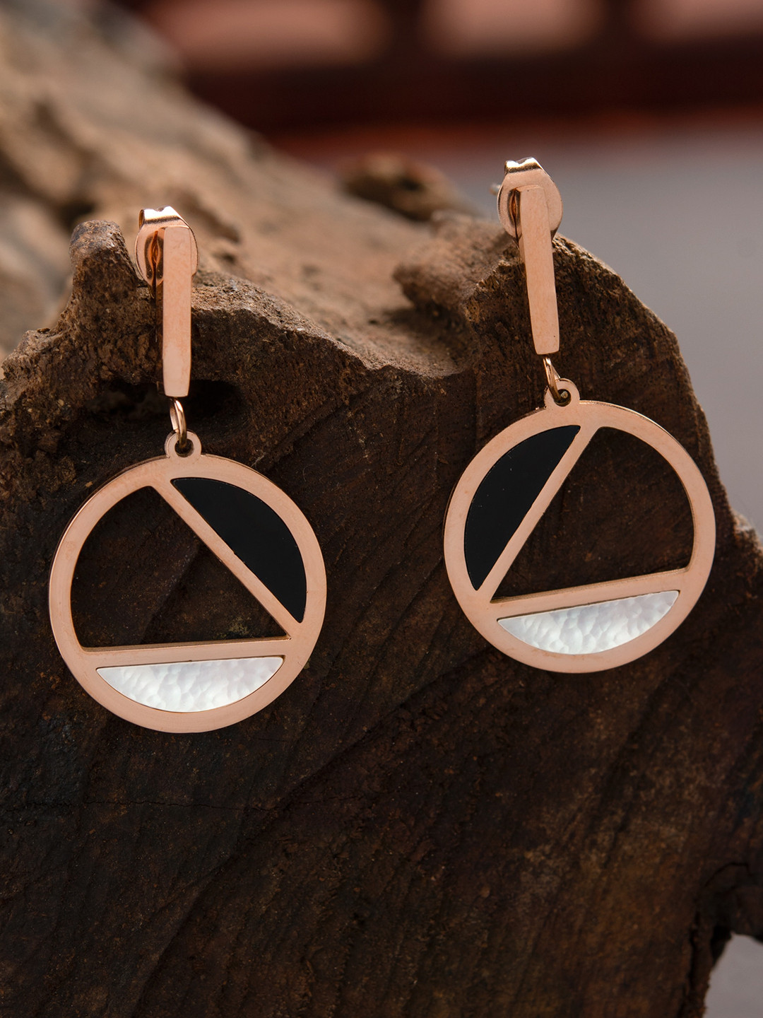 

E2O Copper-Toned Contemporary Drop Earrings