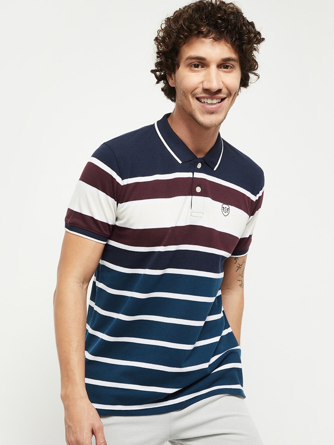 

max Men Blue & White Striped Polo Collar T-shirt