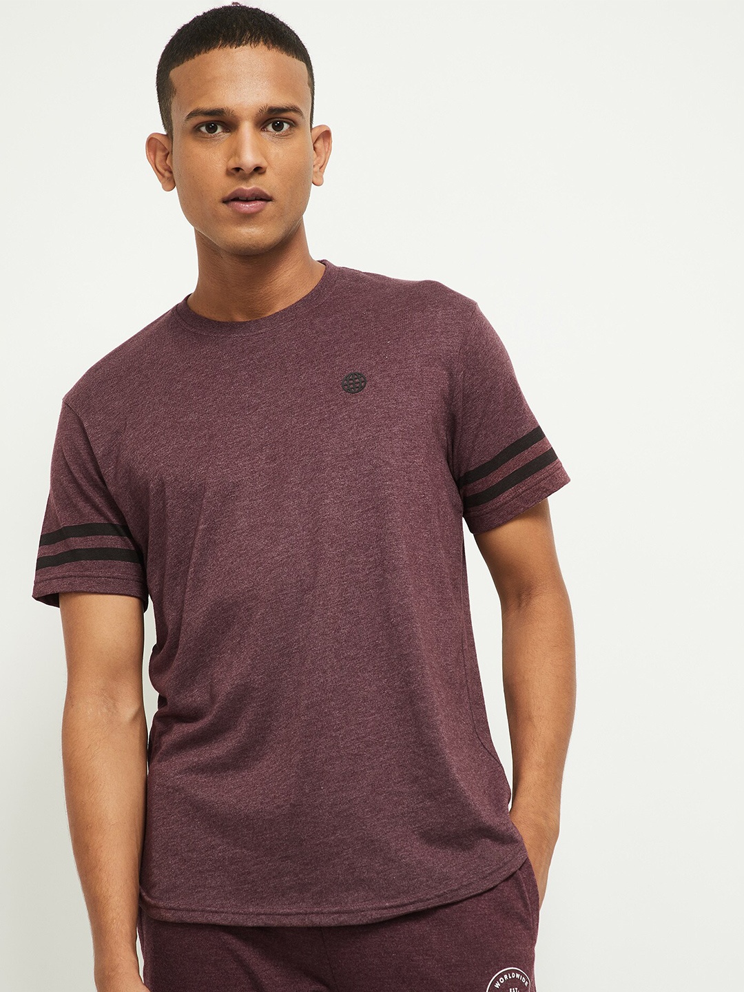 

max Men Purple T-shirt