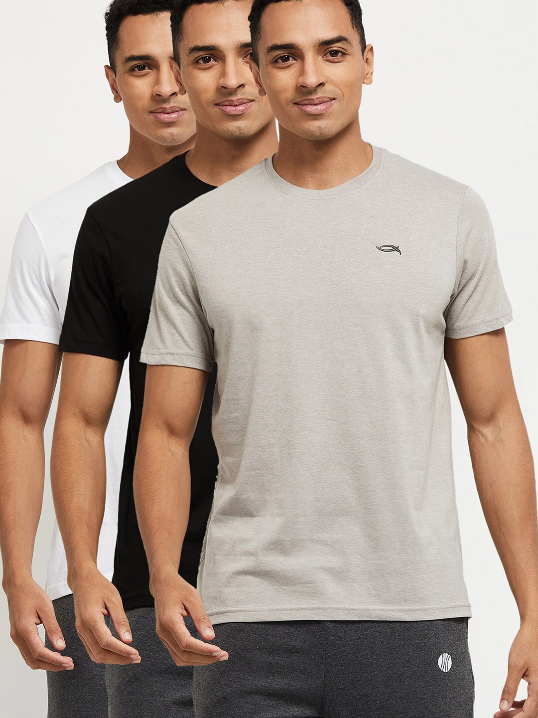 

max Men Black & Grey Pack of 3 T-shirts