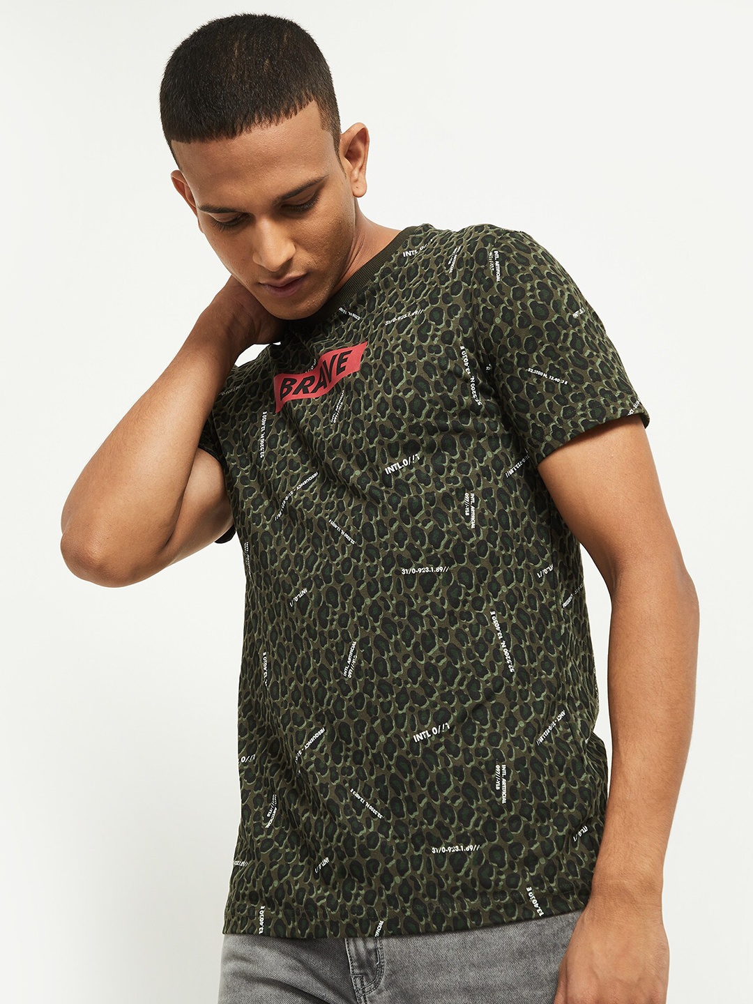 

max Men Green Printed T-shirt