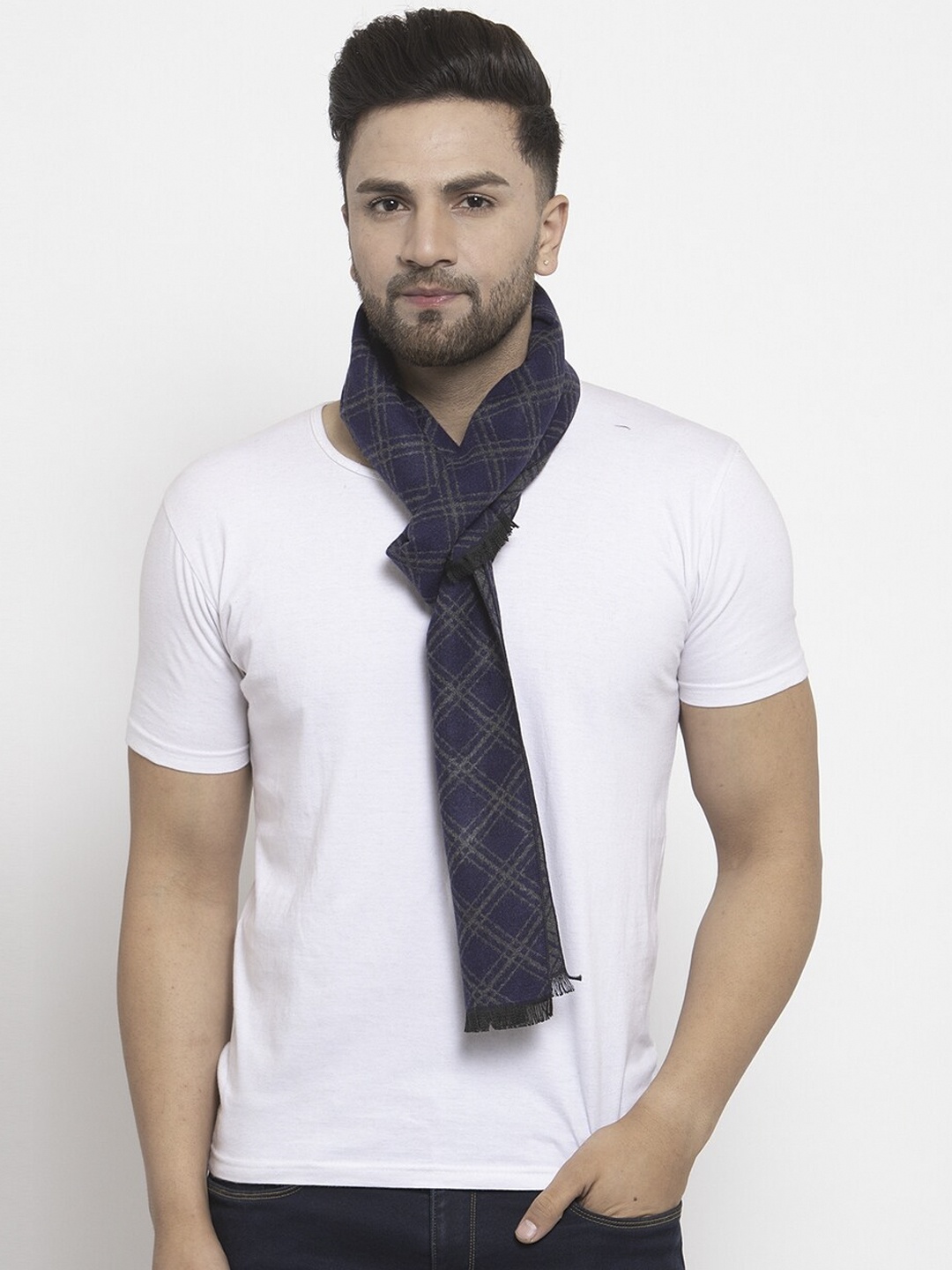 

Calvadoss Men Blue Checked Regular-Fit Mufflers